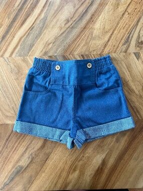 "Lederhosen" shorts